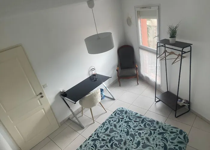 T3 Climatise,balcon, Classe 3 Etoiles Appartement *